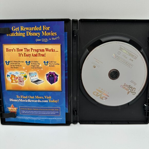 Gnomeo & Juliet DVD 2011 Animated Comedy Featuring Elton John Touchstone Films - Picture 3 of 3